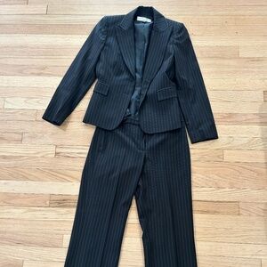 Tahari Arthur S. Levine Women's Suit - Petite (Jacket/Pants)